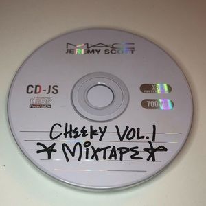 MAC x Jeremy Scott Acoustica Cheek Palette